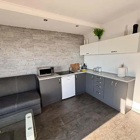 Holiday home Wypoczynkowy Caloroczny W Okolicach Zatora I Wadowic *